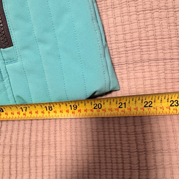 Obermeyer Ladies Winter Jacket - Picture 16 of 16